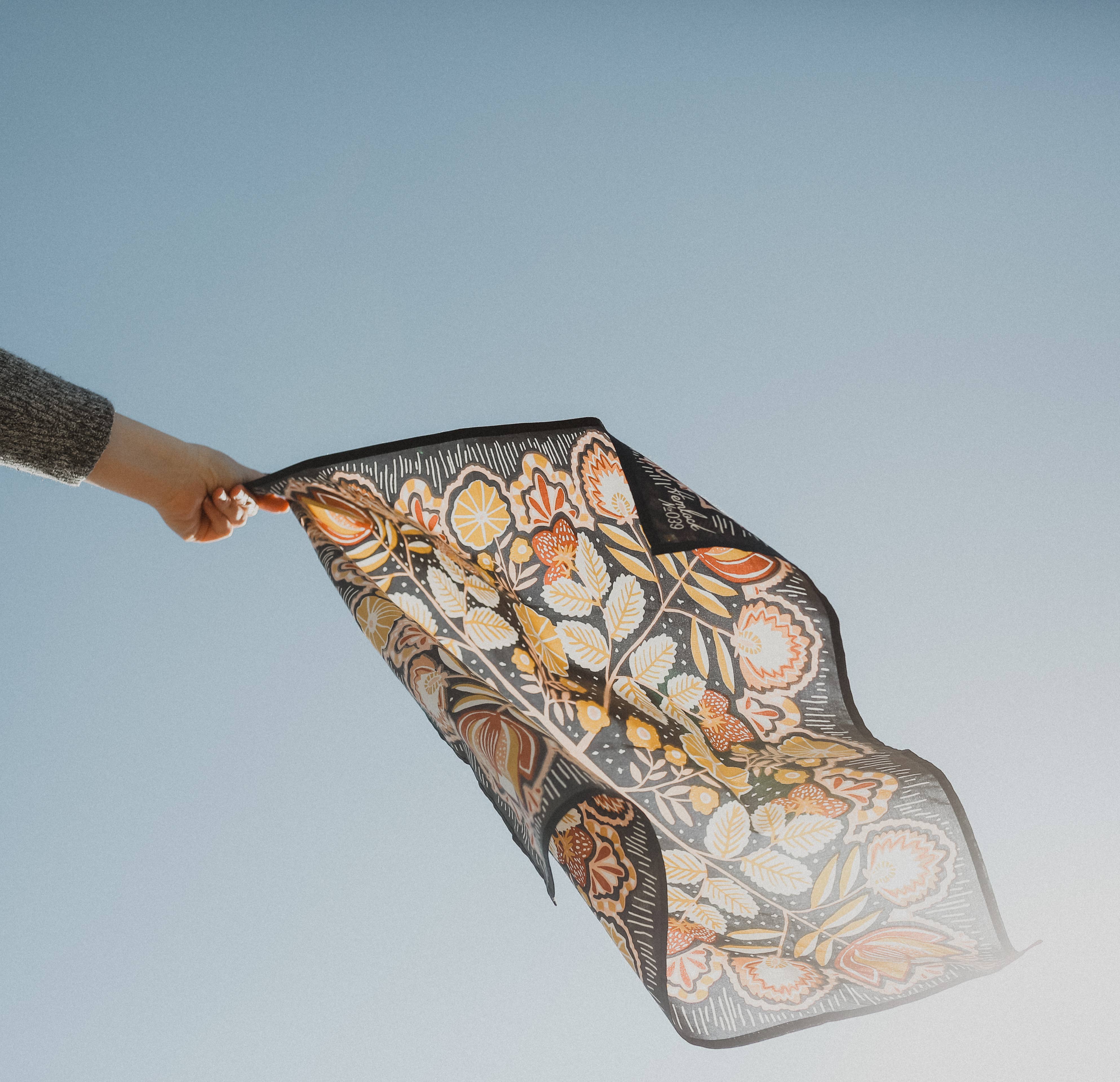 Handker Bandanas - Wholesale Bandana - Women's - No. 039 Elsie Bandana4