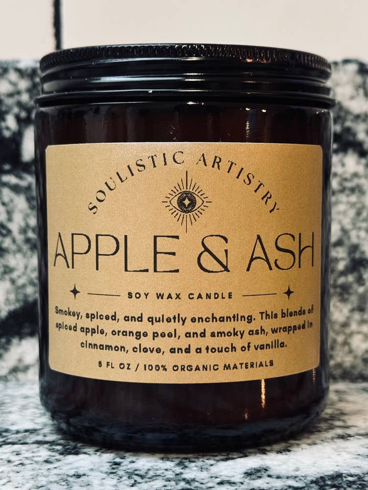 Bougie Pomme & Frêne pour la vente par Soulistic Artistry