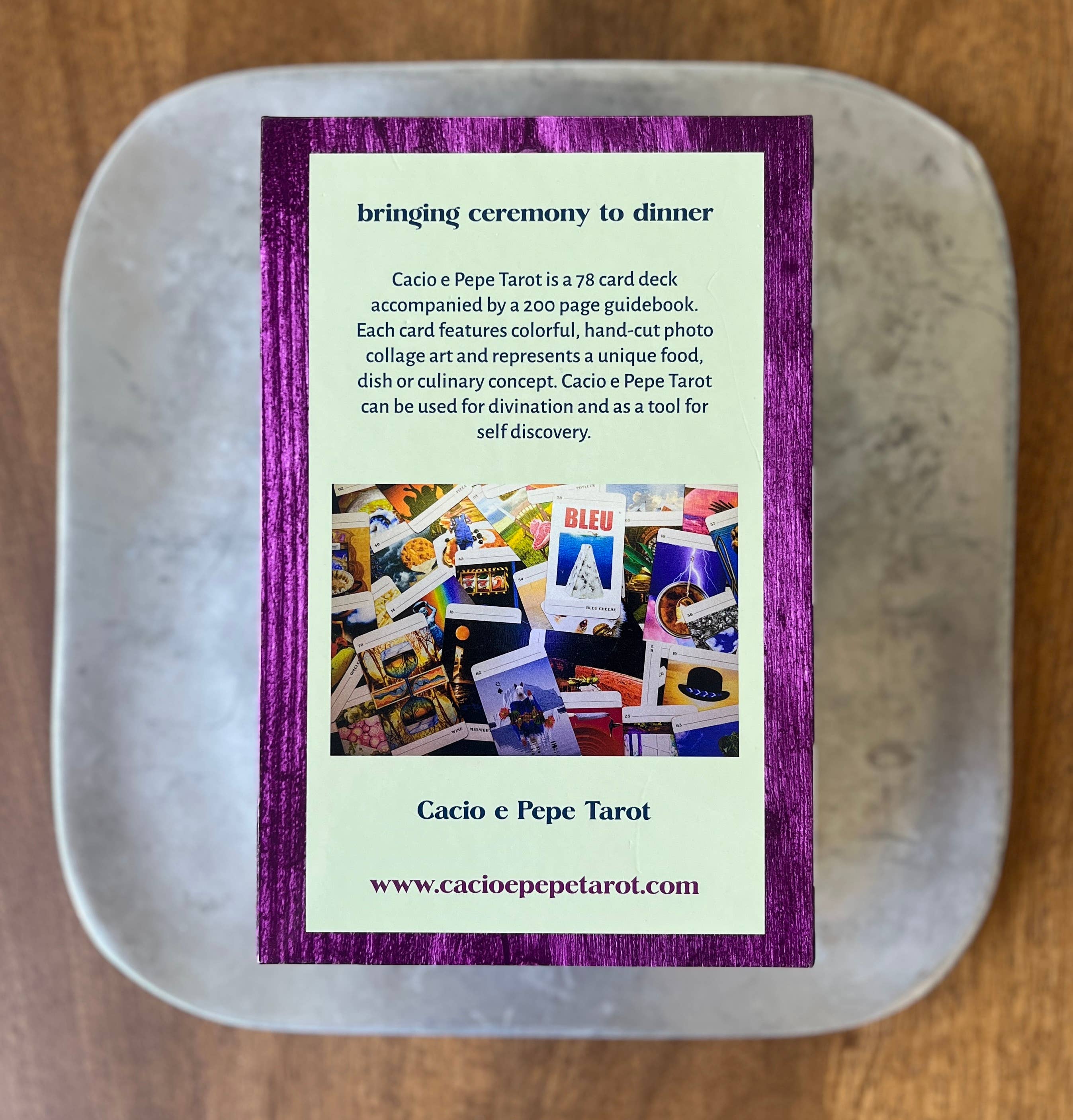 Cacio e Pepe Tarot - Wholesale Tarot Cards - Cacio e Pepe Tarot Deck & Guidebook - Second Edition12