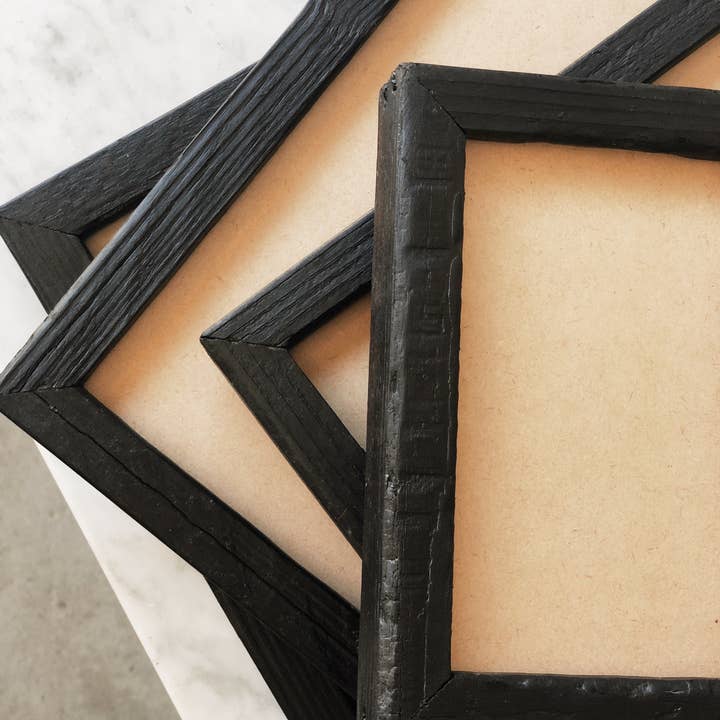 Alibi Interiors - Wholesale Picture Frame - 11"x14" Soot Frame