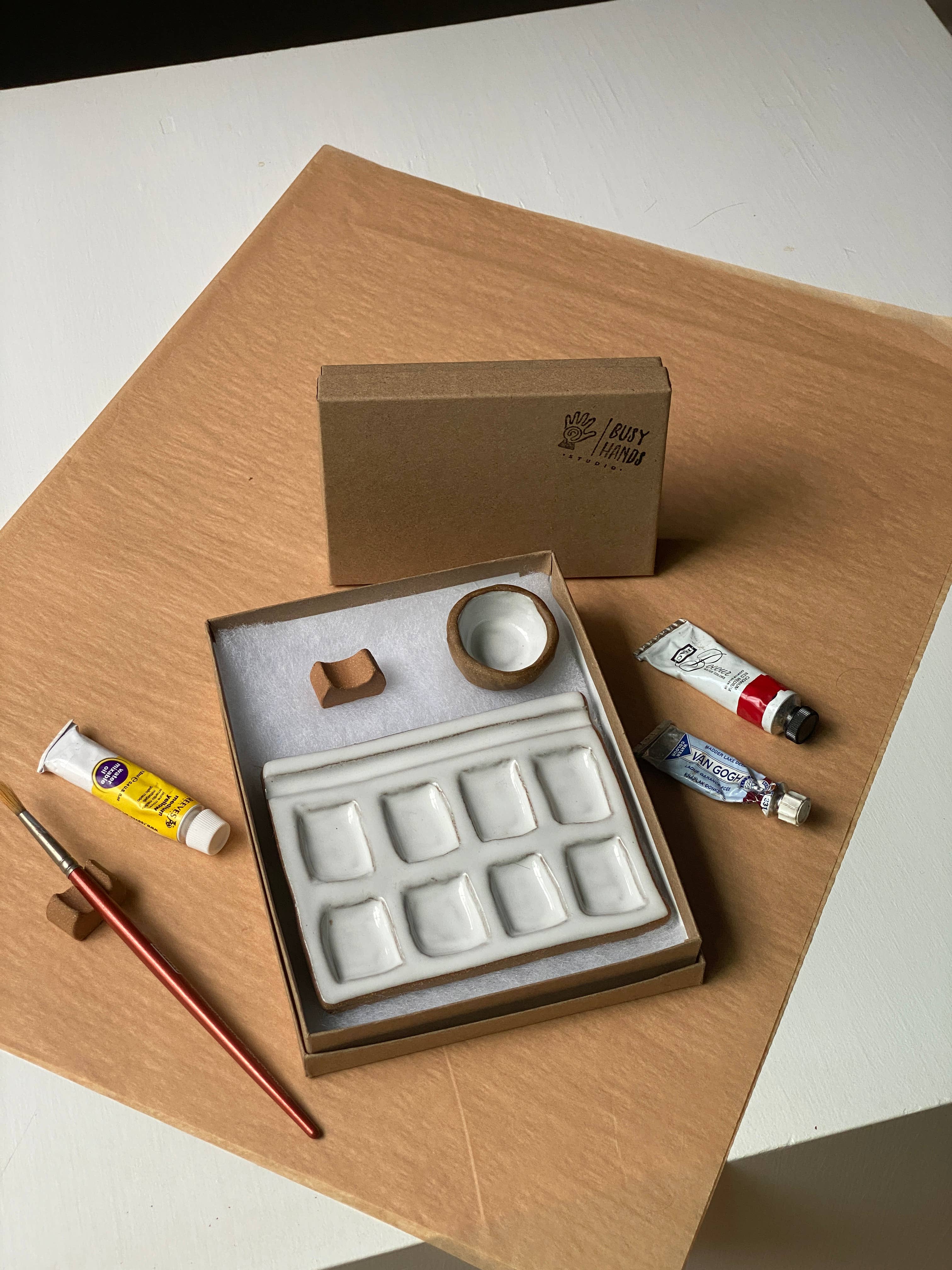 Busy Hands Studio - Vente Palettes/plateaux de mélange - Palette de peinture aquarelle en céramique de taille moyenne à 8 plaques7