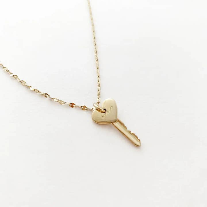 Honeycat Jewelry - Wholesale Pendant/Charm Necklace - Amour Key Necklace8