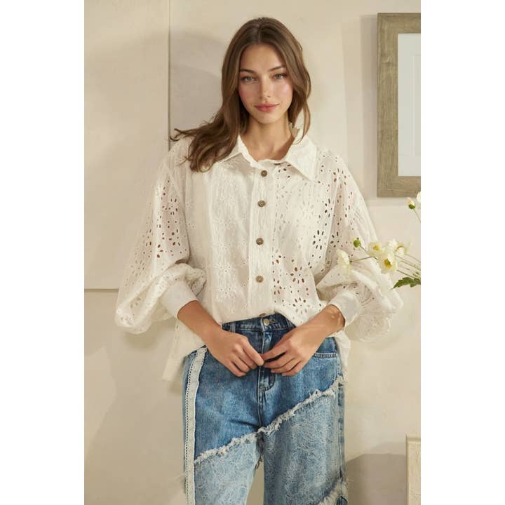 CAMISAS DE BOTÃO COM GOLA E MISTURA DE ILHÓS LAVADO por atacado de Oli&Hali