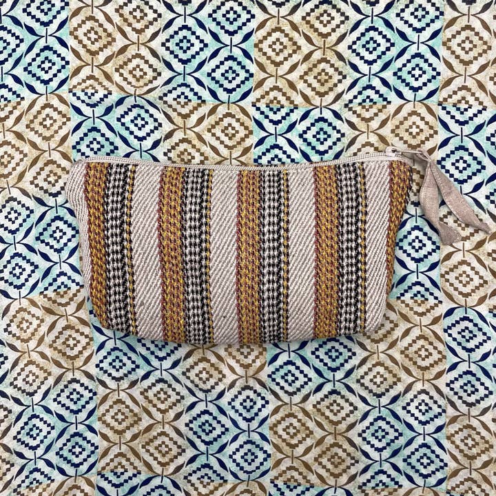 LAYA Cph - Wholesale Makeup/Cosmetic Bag - Saturn Clutch & Pouch – Atlas Collection4