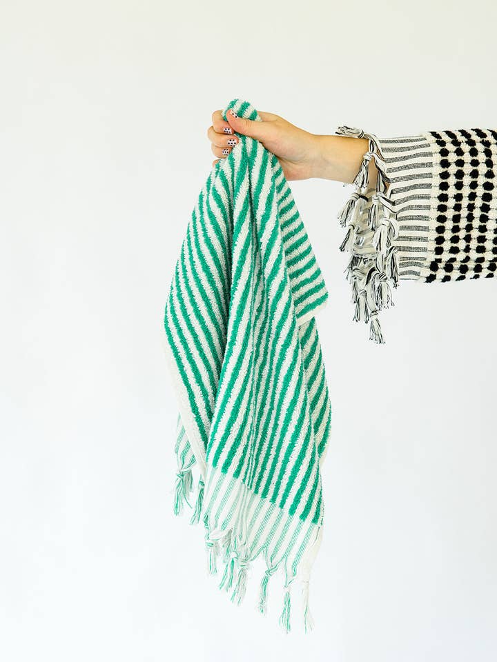 Handduk med smaragd- och vitrandig mönster för wholesale av KISA