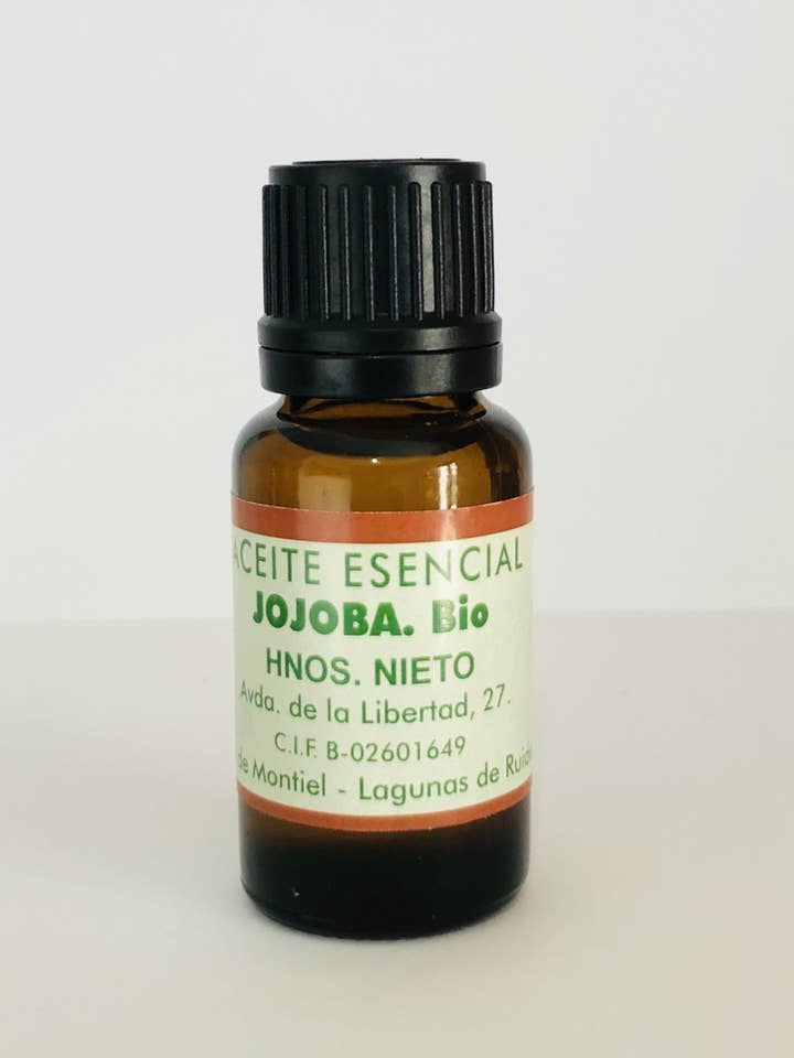Organic First-Pressure Jojoba Oil for wholesale by esencias naturales hermanos nieto