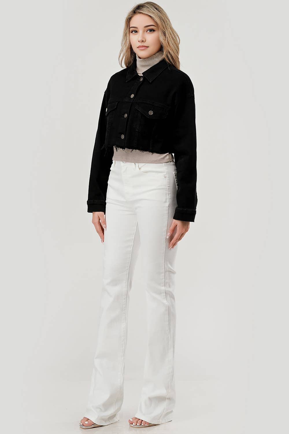 I&M JEAN, INC. - Wholesale Denim Jacket - Women's - M7190J - Cropped Denim Jacket8