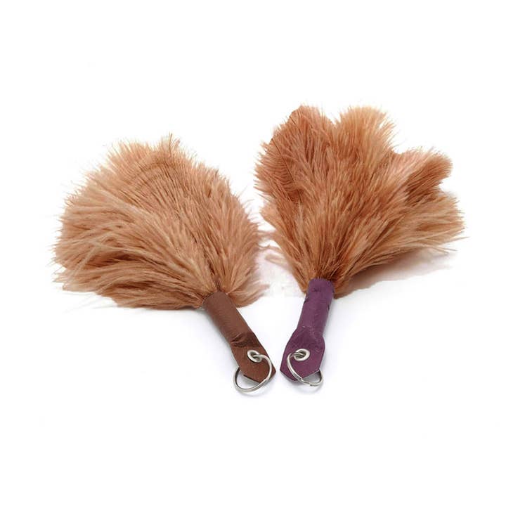 OUTPOST ORIGINAL - Wholesale Keychain - Unisex - Ostrich Feather Key Chain2
