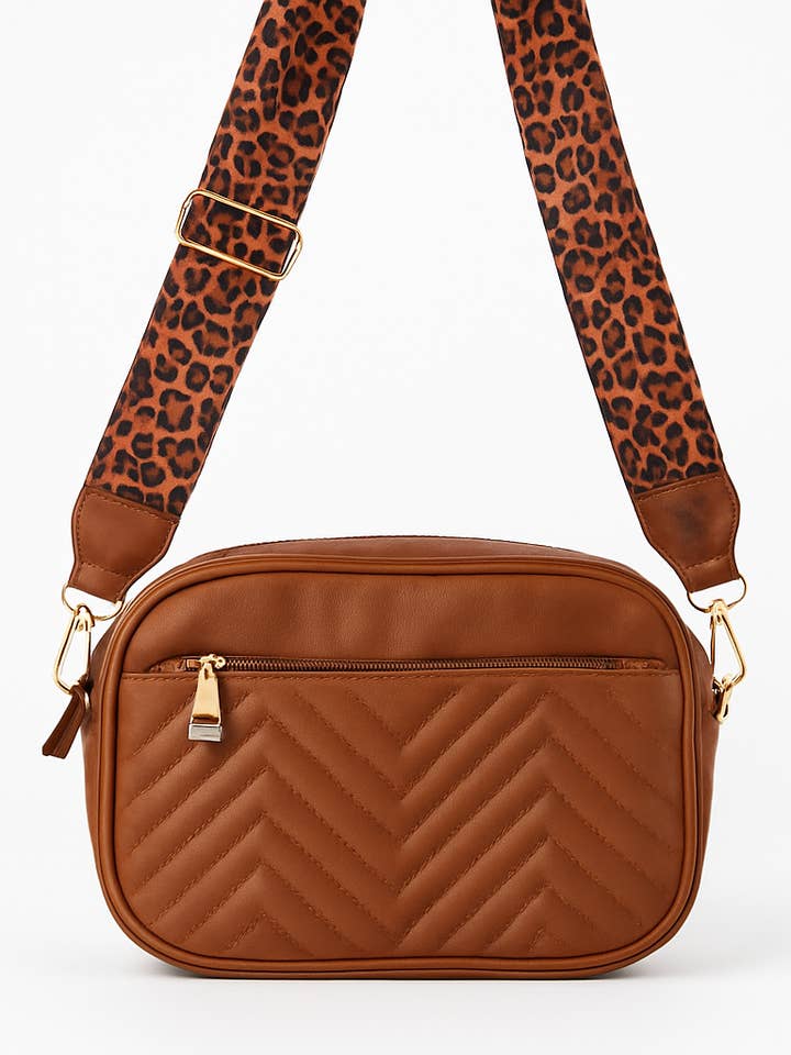 Leopard Lane Gewatteerde Schoudertas voor wholesale door The Bling Barn