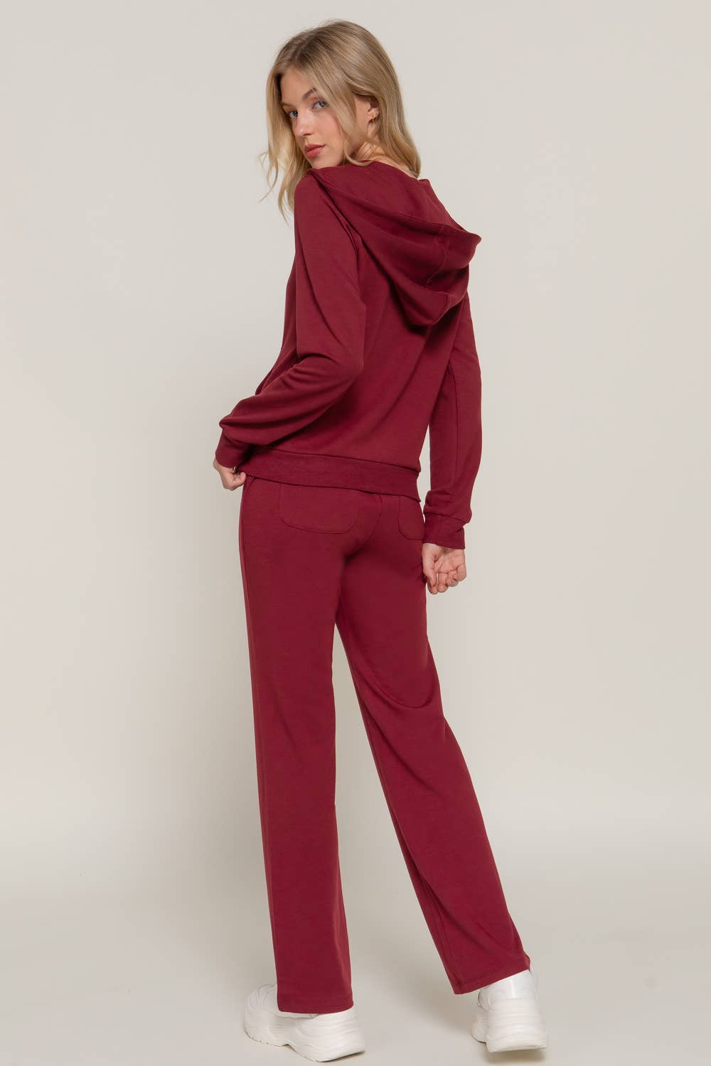 Active Basic | Active USA - Wholesale Lounge Set - Women's - Long Sleeve Hoodie Jacket & Pants Sweatsuit Set  31