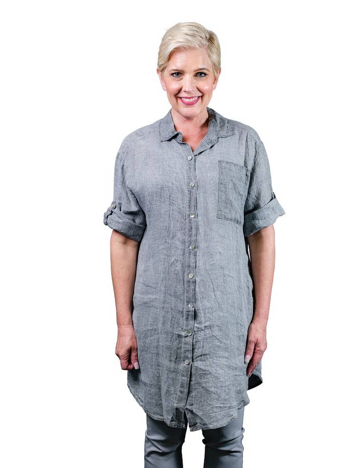 TINA Stephens Italy/Tees By Tina - Wholesale Button Down Shirt - Women's - Naya Linen Boyfriend Shirt (BQ120)1