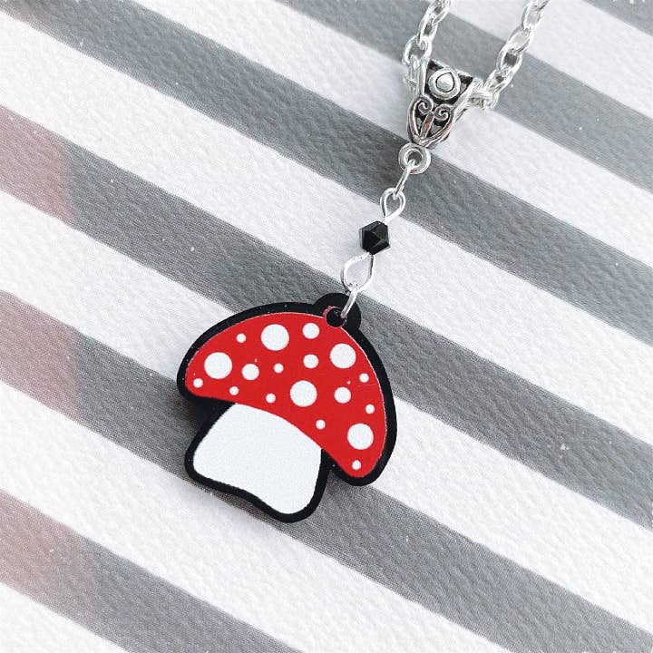Collana Toadstool | collana di funghi carina, toadstool per la vendita all'ingrosso da parte di Simply Gothic