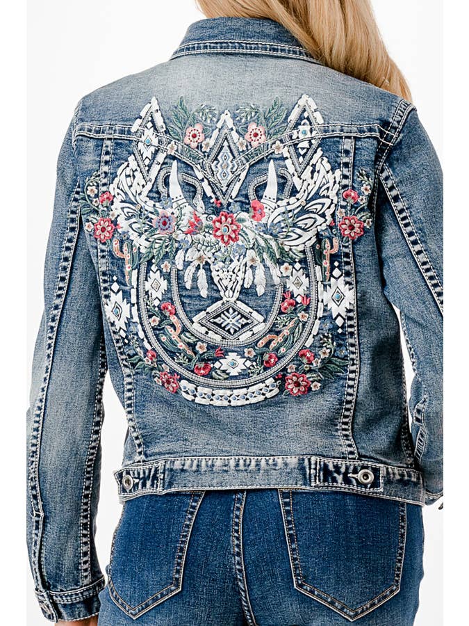 Grace in LA - Wholesale Denim jacket – Women's - Floral Embroidery Detail Denim Jacket | TE-619452