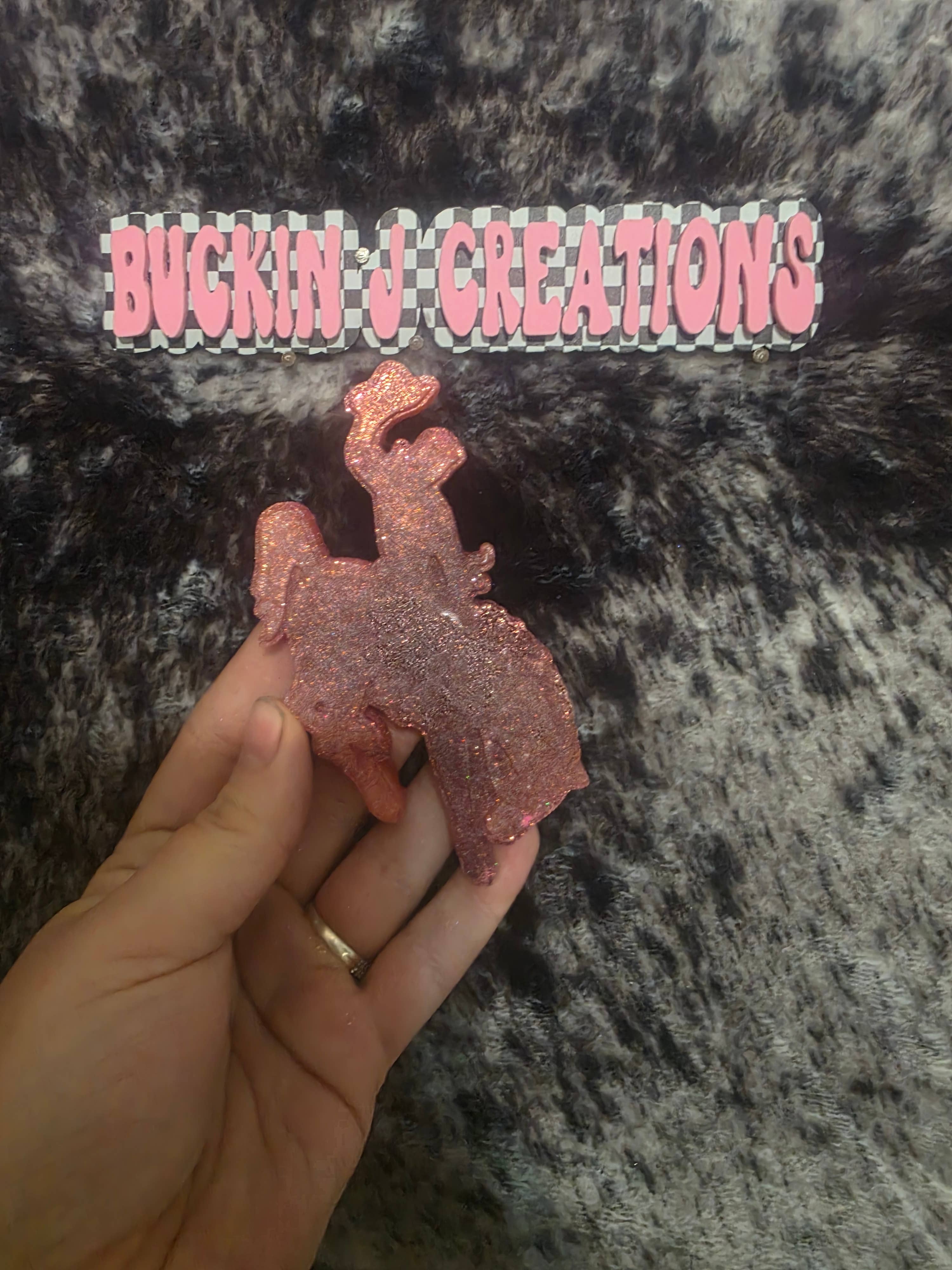 Buckin J Creations – Ambientador para carro – Mulher por atacado – Ambientador de Carro Artesanal Cowboy do Wyoming5