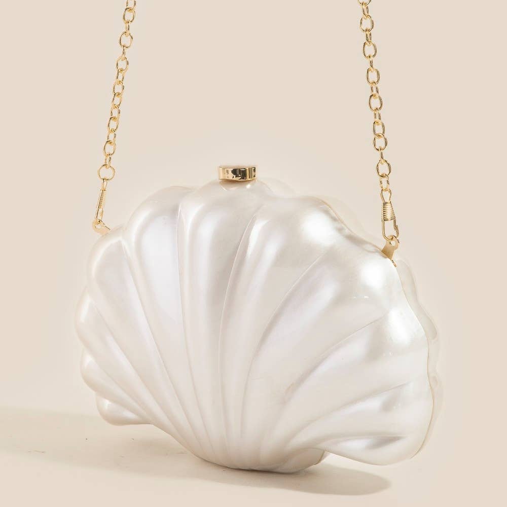 IV Seashell Pearl Clutch Bag for wholesale on Faire2