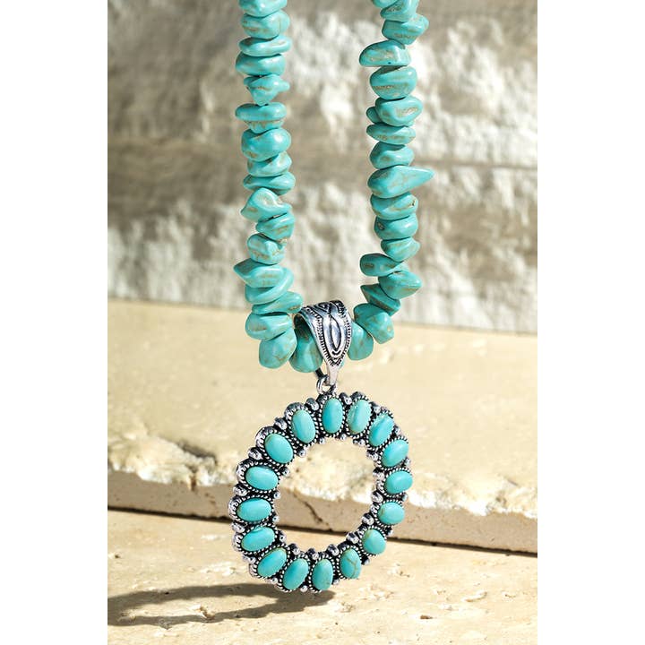 Urbanista – wholesale Pendant/charm necklace – Semi Stone Circle Pendant Necklace4