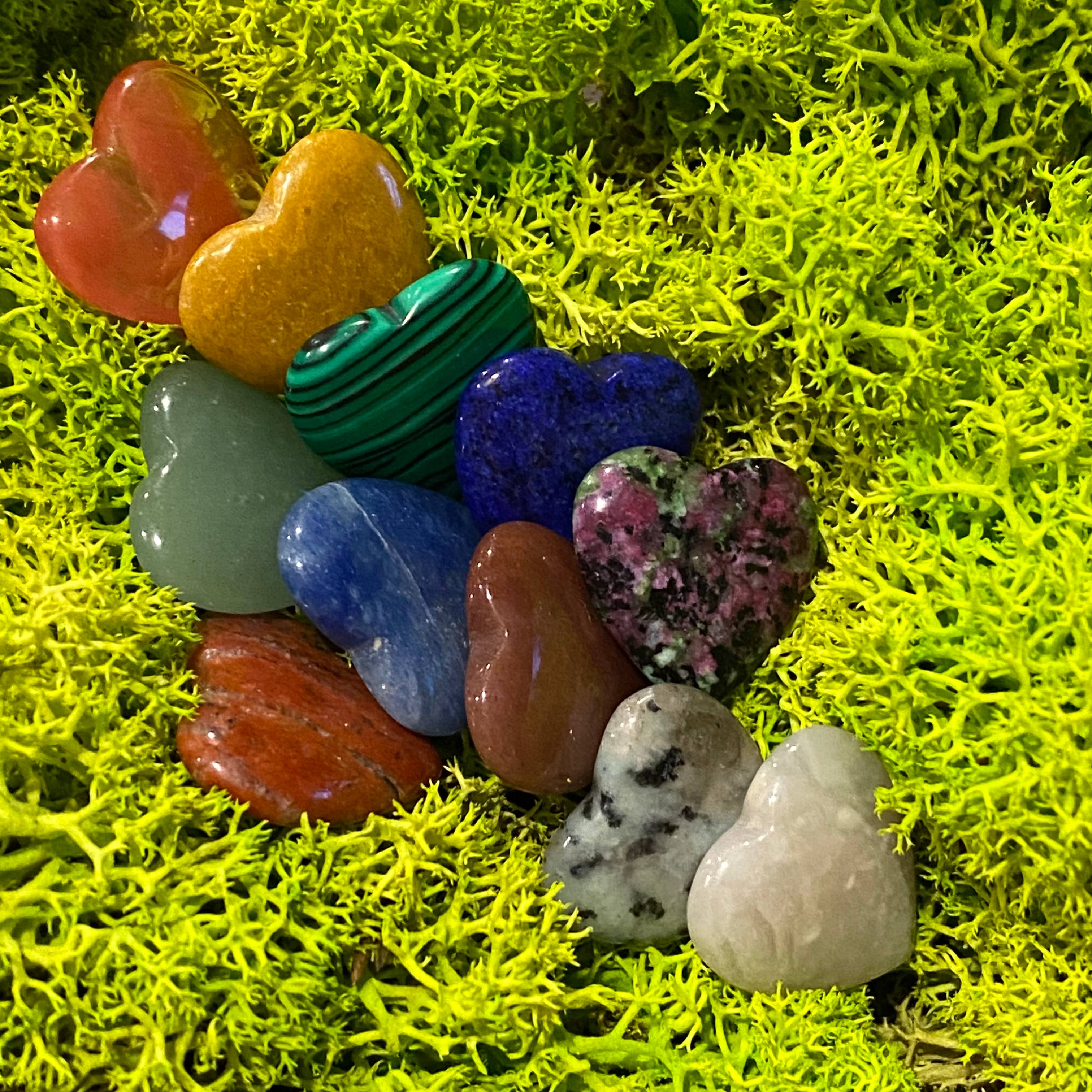 Wax Apothecary - Wholesale Spiritual Stone/Crystal - 💕 Crystal Mini Heart Stone Assortment ❤️💛💚💙💜🖤12