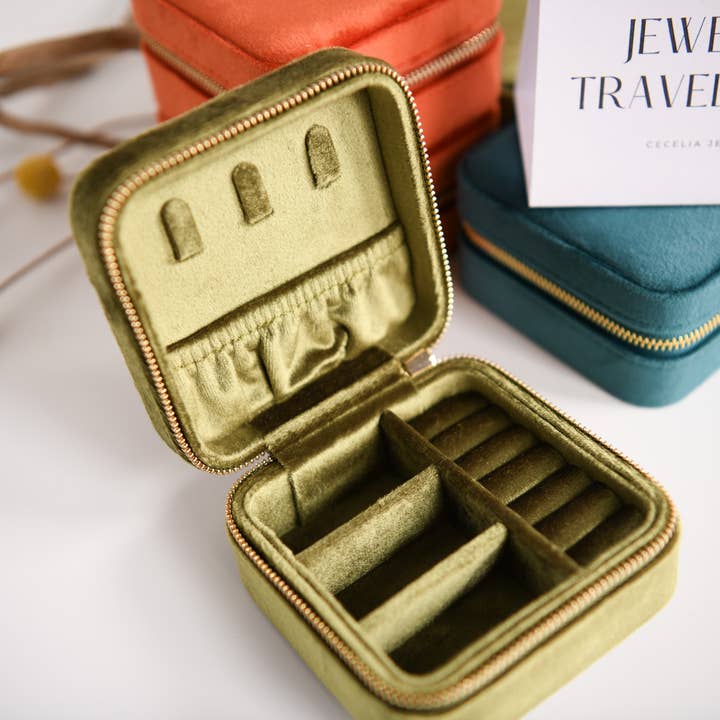 Cecelia Designs Jewelry - Wholesale Jewelry Box/Organizer - Jewelry Travel Cases