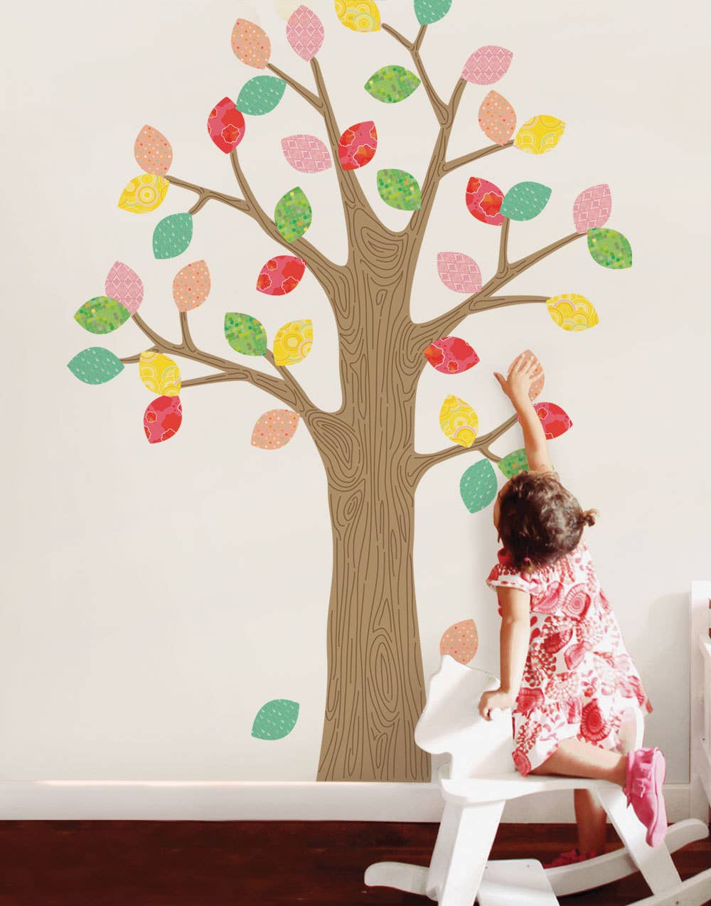 Simple Shapes - Wholesale Wall Decal/Stickers - Patterned Tree with Leaves Wall Sticker1
