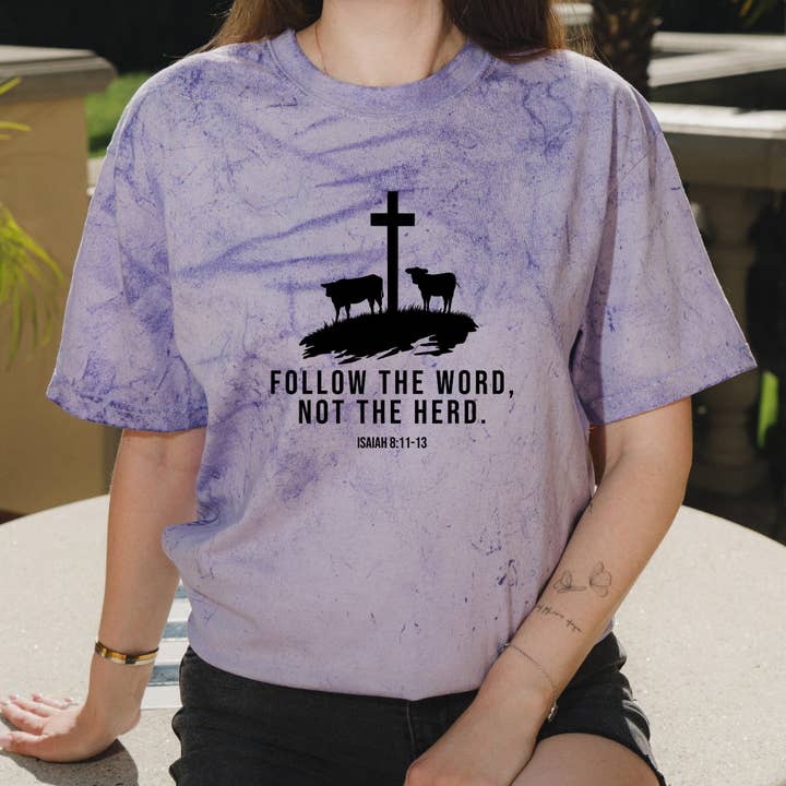 Volg het Woord, niet de kudde Grafisch met Christelijke Boodschap – Vintage Colorblast Shirt voor wholesale door OSME