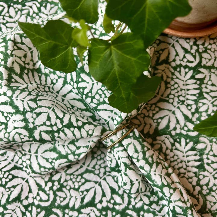Christina Dickson Home - Wholesale Dinner & Cloth Napkin - Gathered Garden Napkins in Pine Green - Set of 4