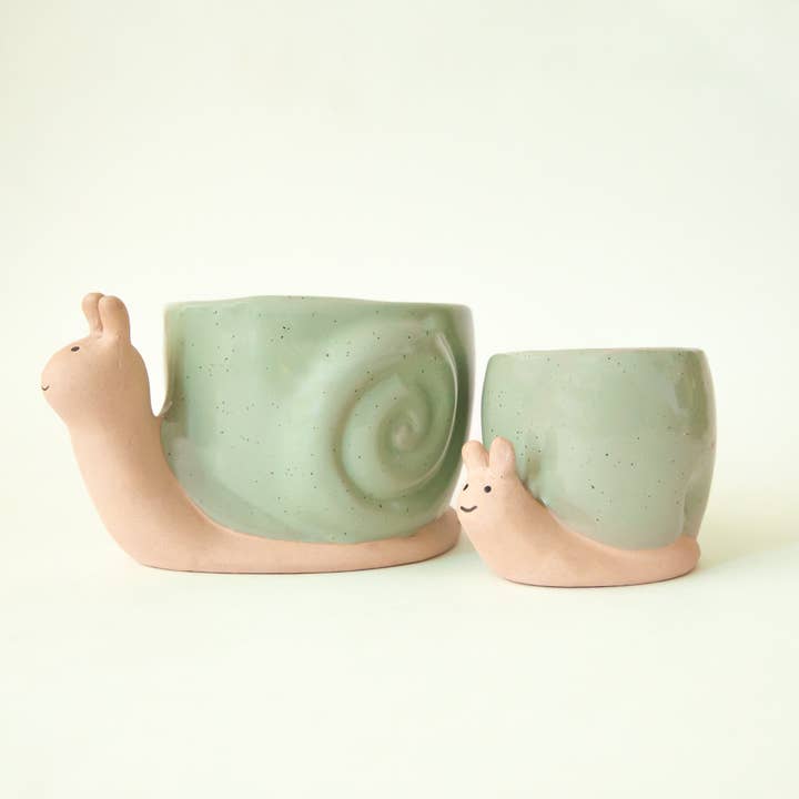 Jungle Club - Wholesale Plant Pot - Snail Planter | Lagoon