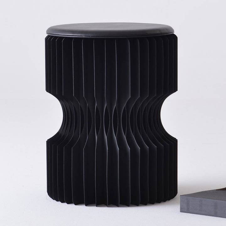 Tabouret en papier Diablo - Noir pour la vente par Paper Lounge