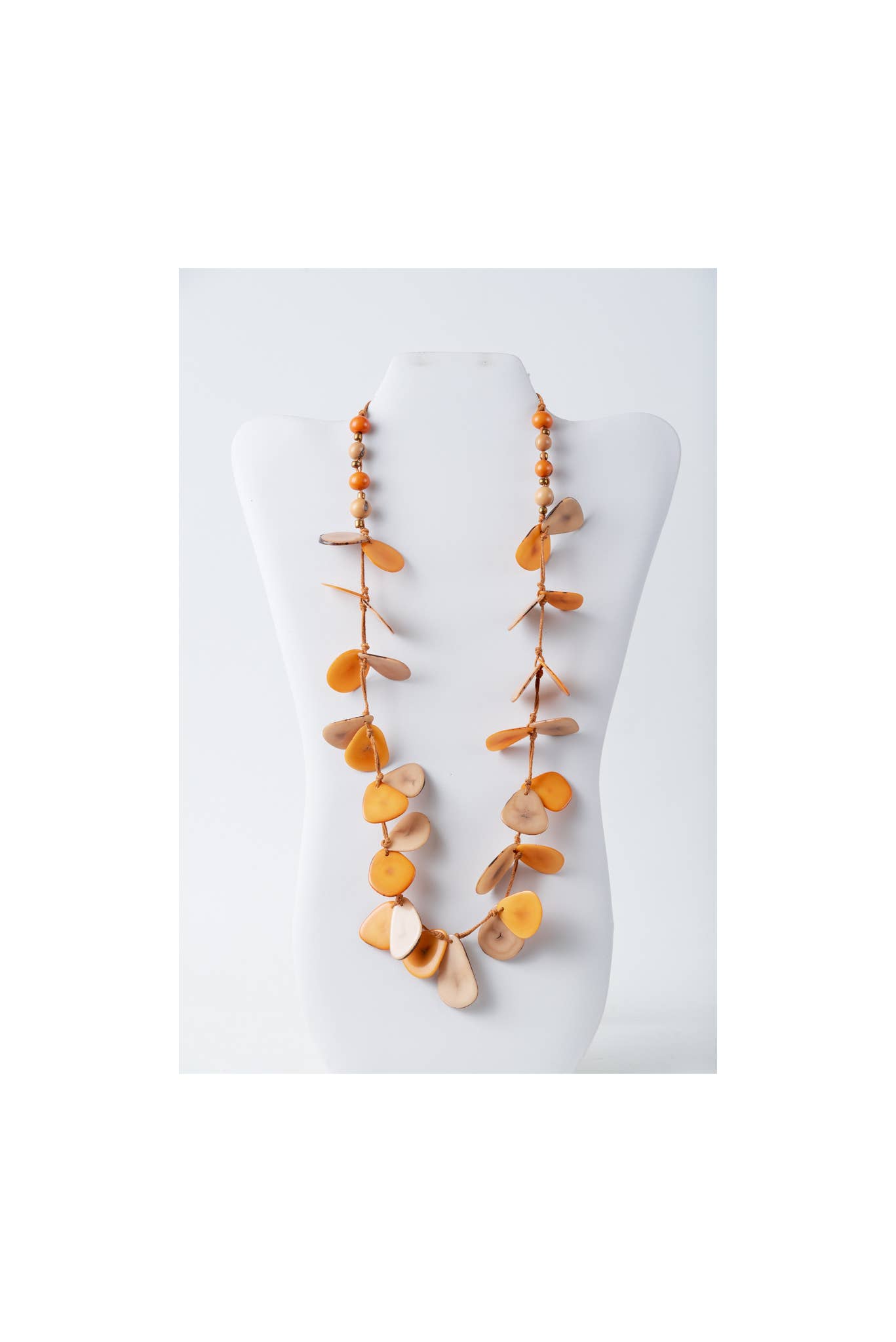 TaguArtsy – wholesale Smycken – Veronica Enkelsträngad Kronblad Lång Tagua Halsband5