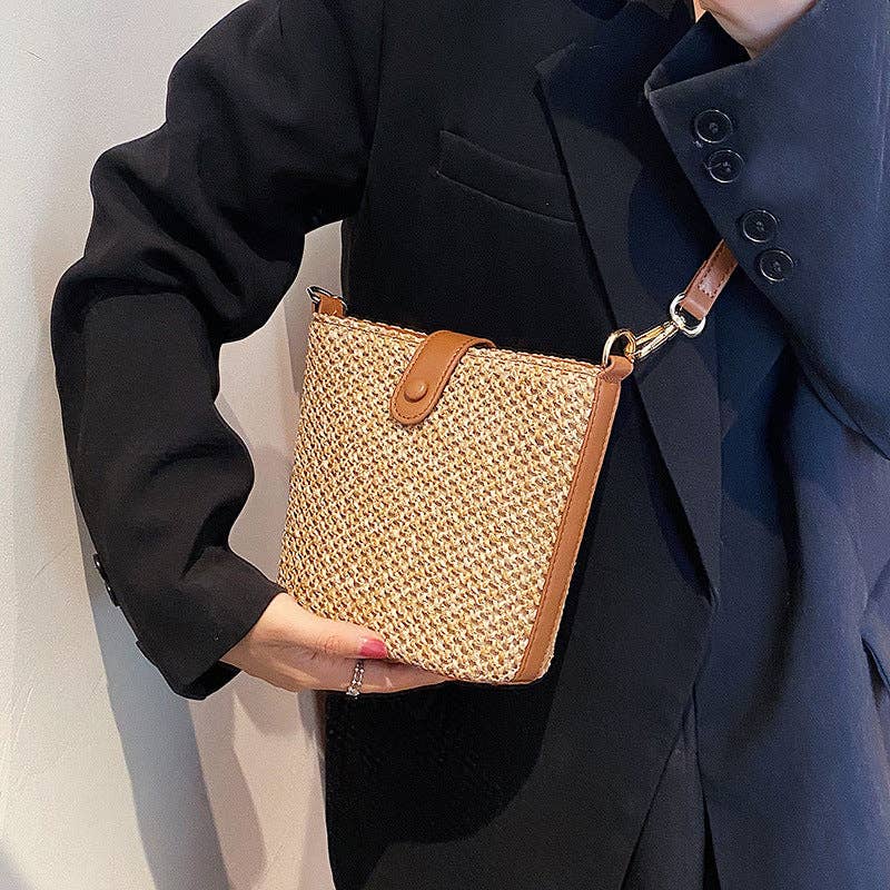 SALINA TRADING INC - Wholesale Shoulder Bag - Women's - Bohemian Style Woven Casual Shoulder Bag7