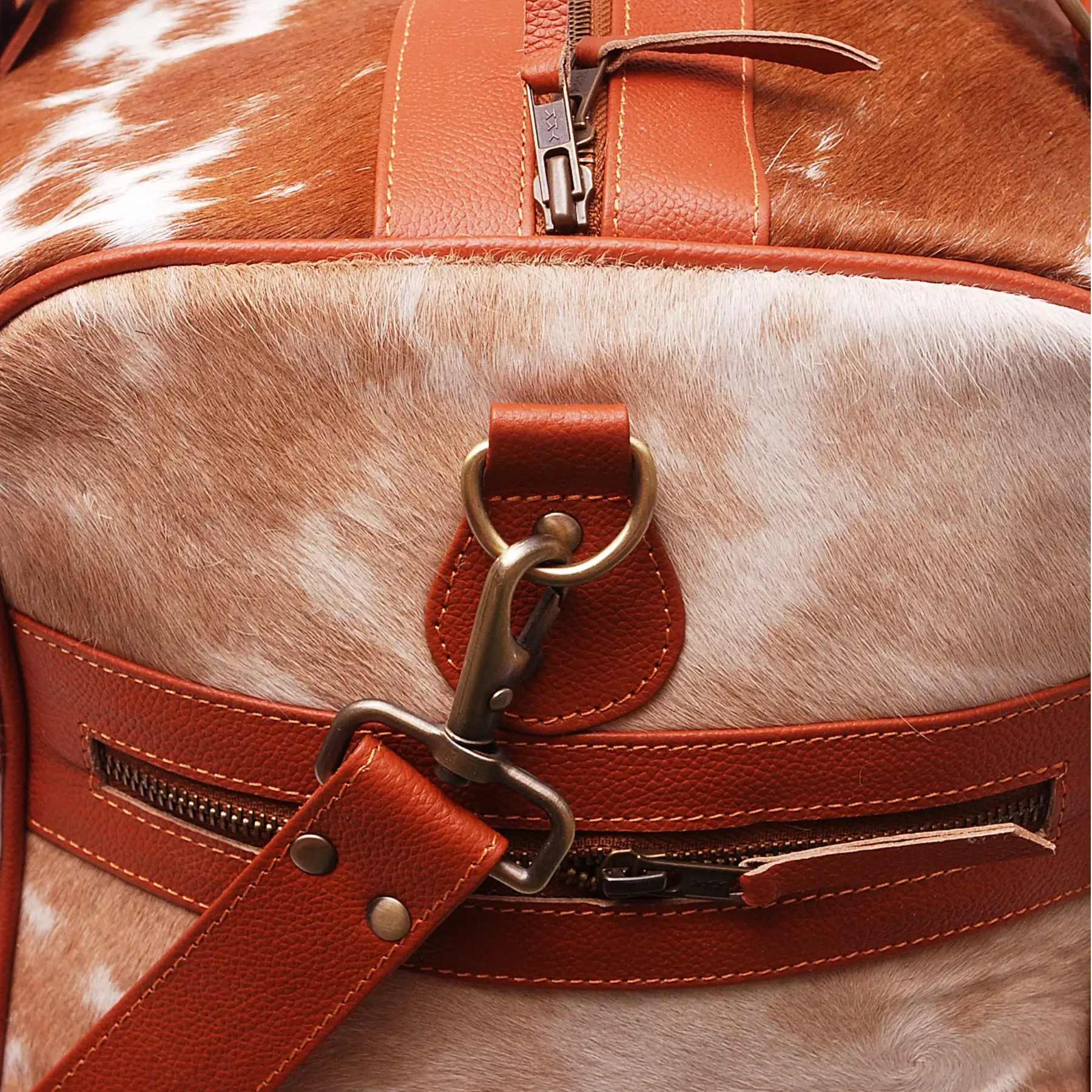 ventinots - Wholesale Weekender Bag - Women's - Tawny Wooden Tan & White Cowhide Duffle Bag｜Ventinots3