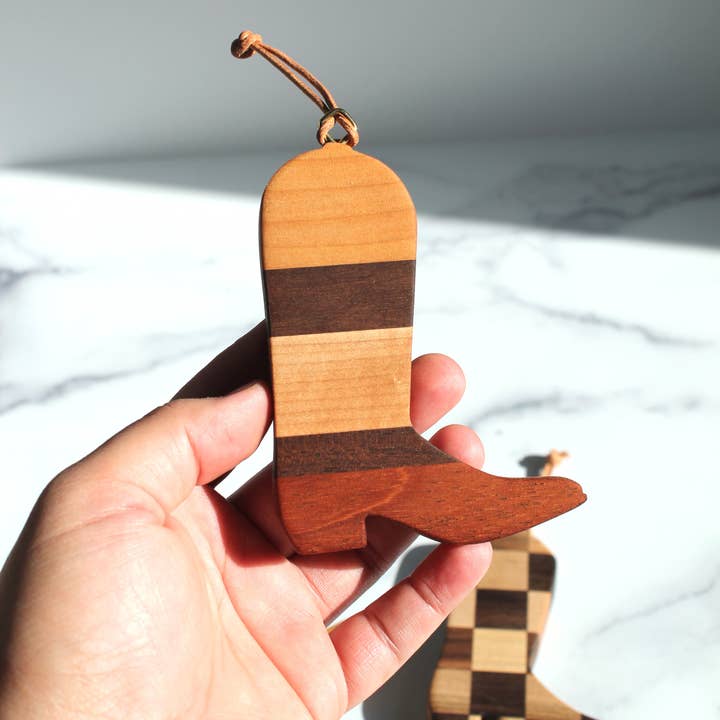 Honeywood - Wholesale Ornament Set - Bota Handcrafted Wooden Christmas Ornament