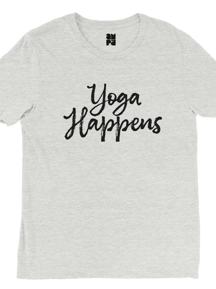 Yoga Sucede - Camiseta Unisex de Cuello Redondo Triblend para venta al por mayor de Amp'd Apparel Company