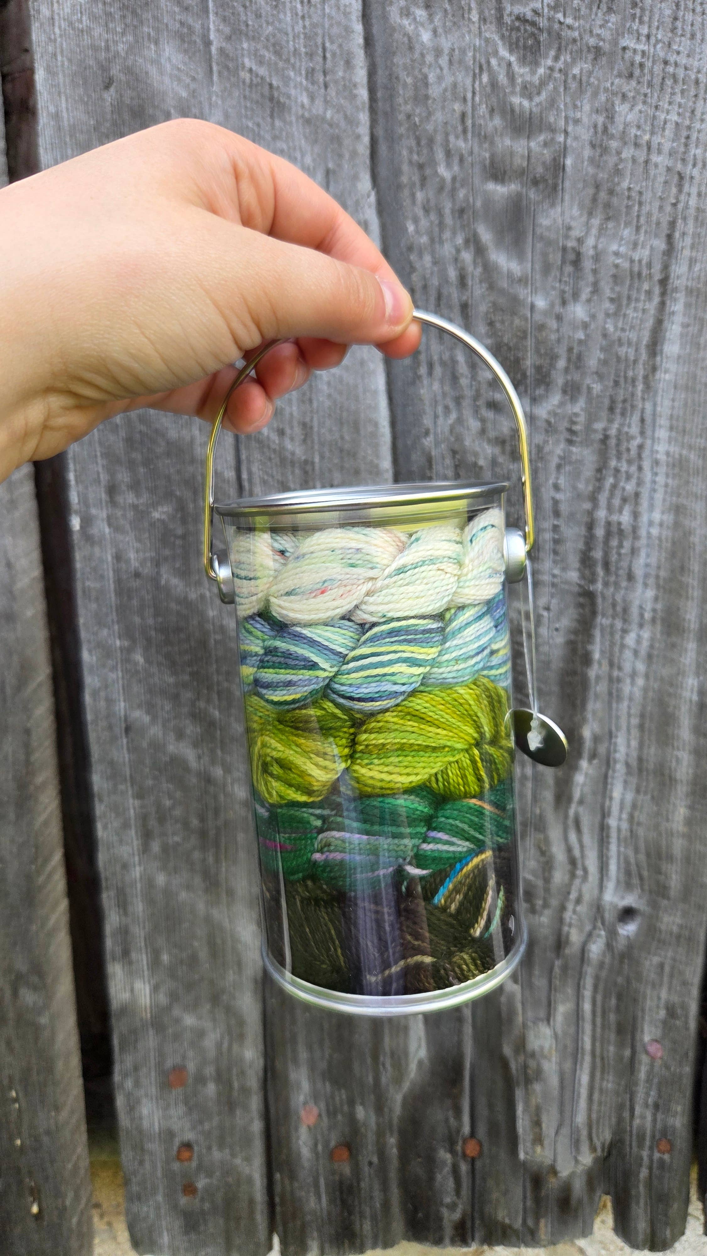 Koigu Wool Designs - Vente Fils à tricoter - Boîtes de Peinture de Fleurs Provinciales (ensembles de mini-écheveaux)6