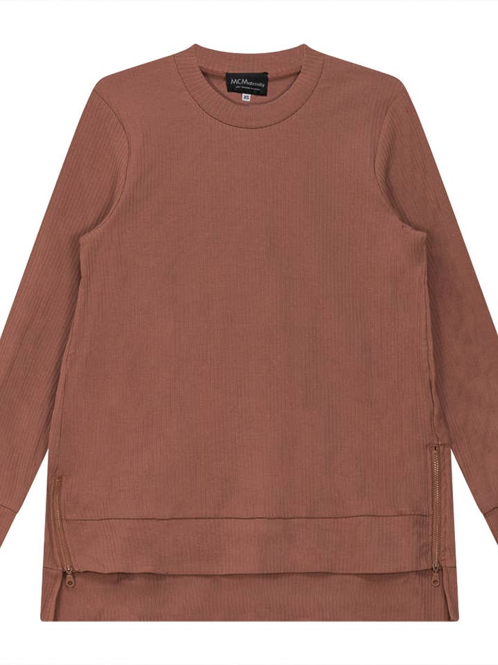 Haut zippé de maternité côtelé pour la vente par Hush.Shop