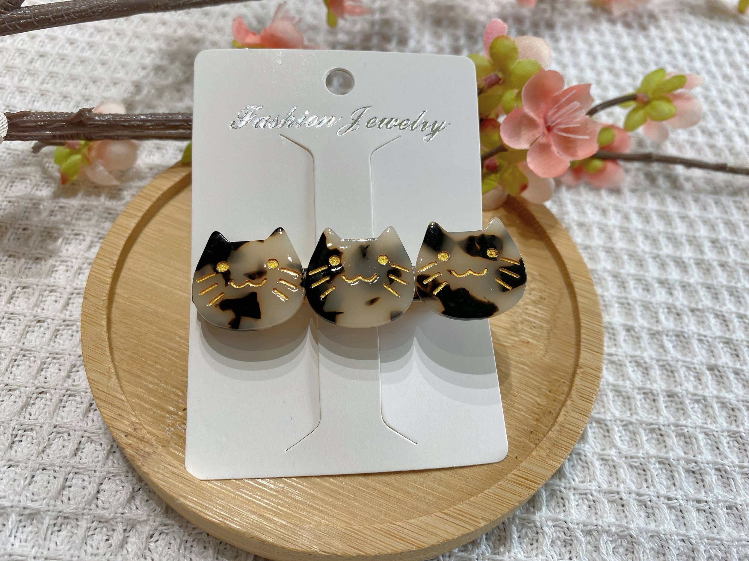 LadyJuneAccessories - Wholesale Haarclip - Dames - Schattige kat haarclip in marmerlook van resin, katvormige haarclip - cadeau2