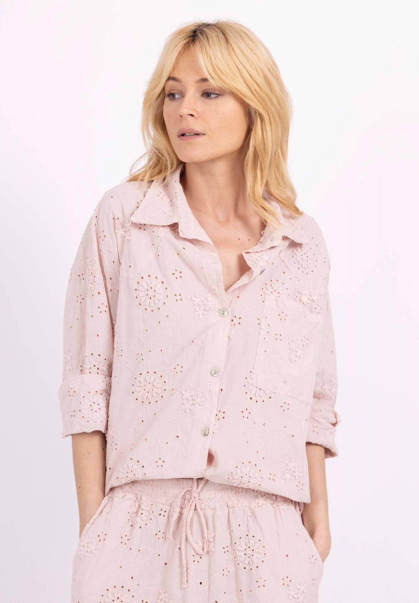 Happy look - Wholesale Shirt - Women's - Long-sleeve cotton shirt with 3D embroidery10