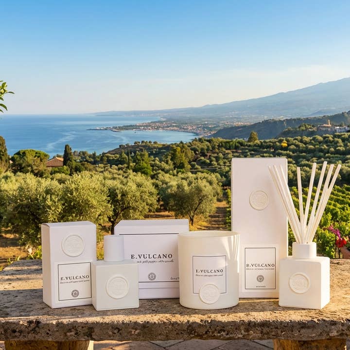 E.Vulcano - 9 oz candle (lemon zest, pink pepper, white paloma) for wholesale by Scents of Sicily