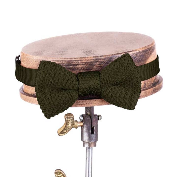 Barnens mossgrön stickad fluga för wholesale av Broni&Bo