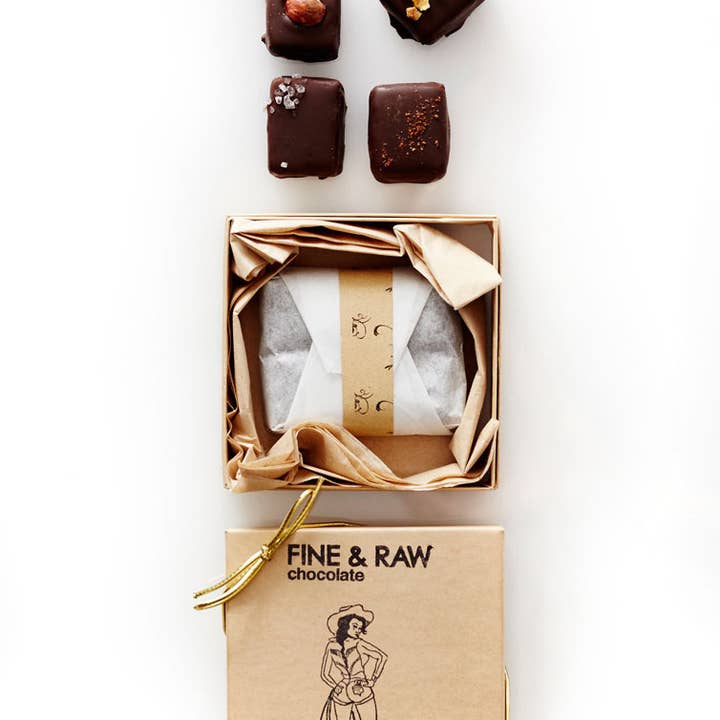 FINE & RAW - Wholesale Chocolate Box - Truffle Gift Set - 4 Piece Mixed