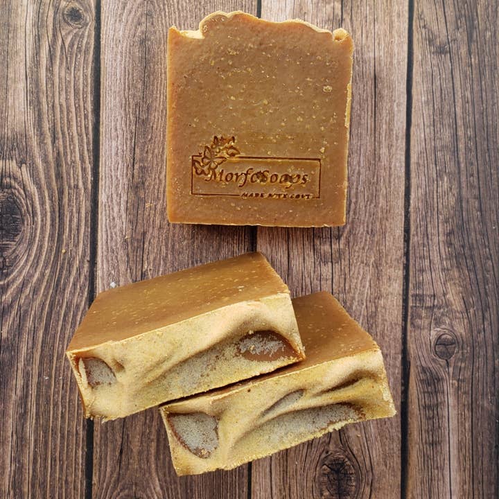 Morfosoaps - Wholesale Zeepblok - Handgemaakte kurkuma zeep5