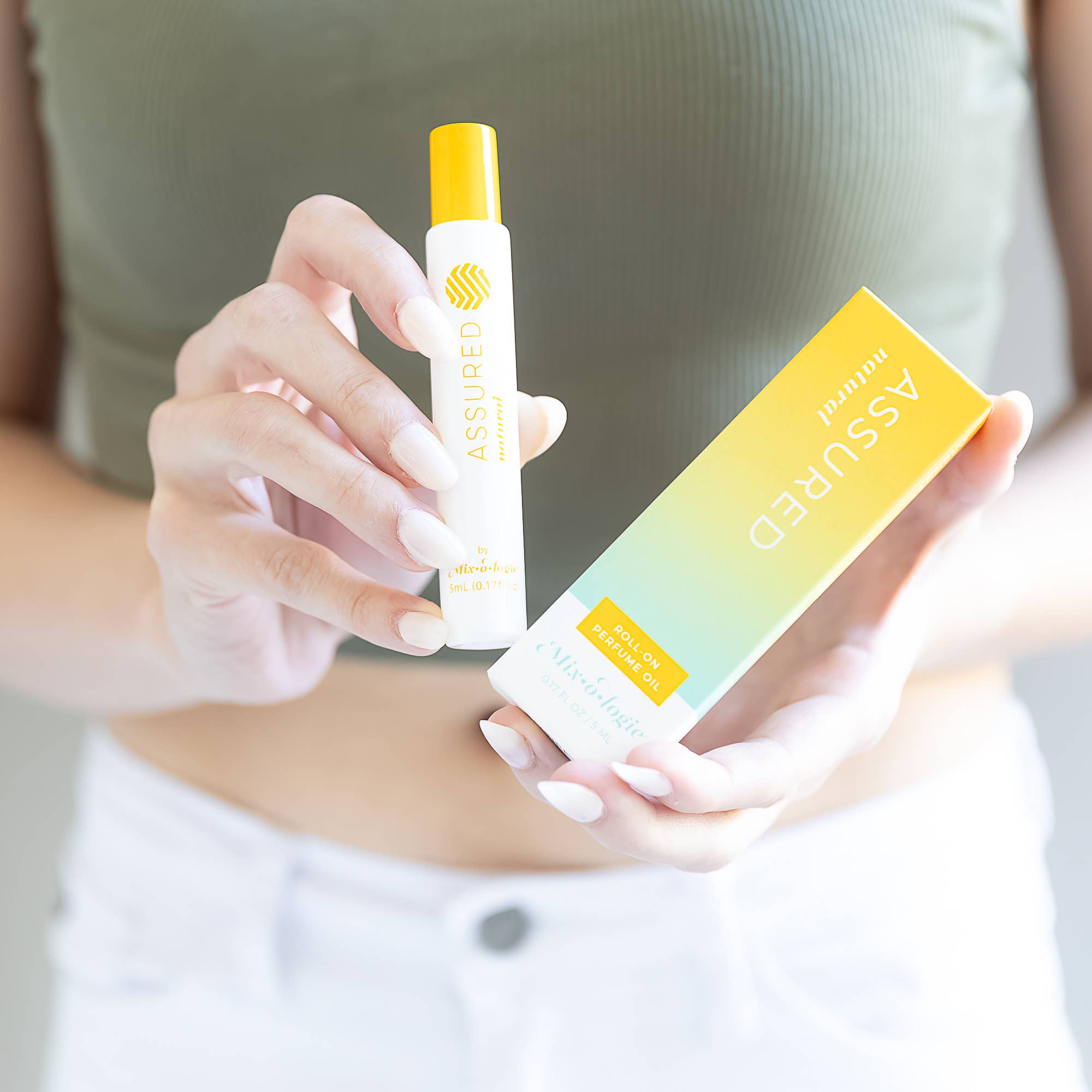 Mixologie - Vente Parfums à bille - Assured (Naturel) | Parfum à bille Roll-On1
