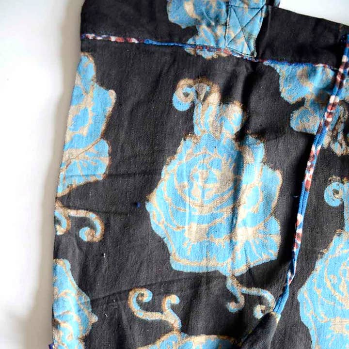 Ichcha - Wholesale Grocery/Shopping Bag - Black Large Organic Cotton Blockprinted Bag - Roses5