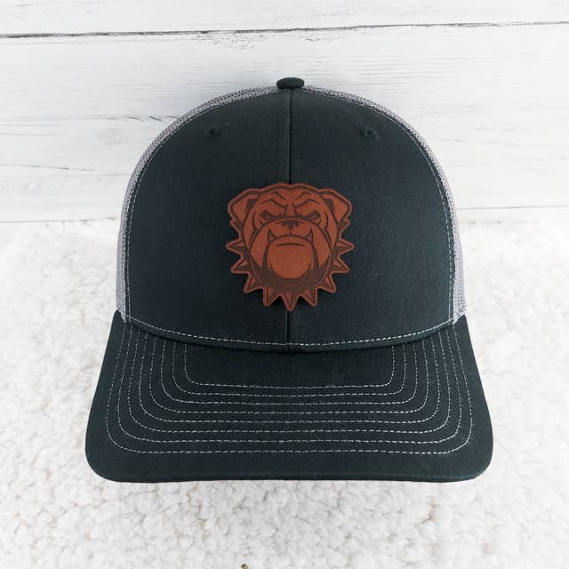 Trendy Tee Co. – Großhandel Trucker-Cap – Unisex – Trucker-Hut von Team Mascot Richardson, Schwarz und Grau13