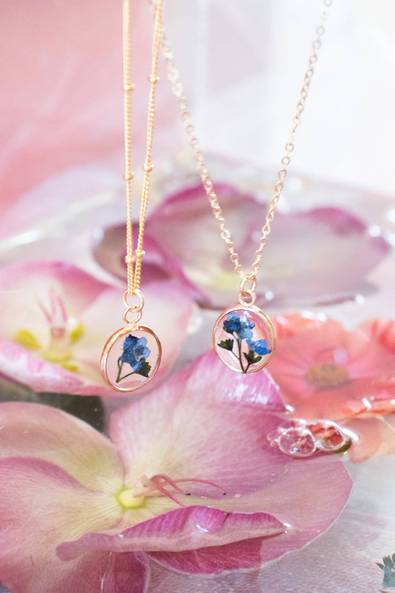 Emery and Opal - Vendita all'ingrosso Collana con ciondolo/pendaglio - Collana piccola Forget Me Not7