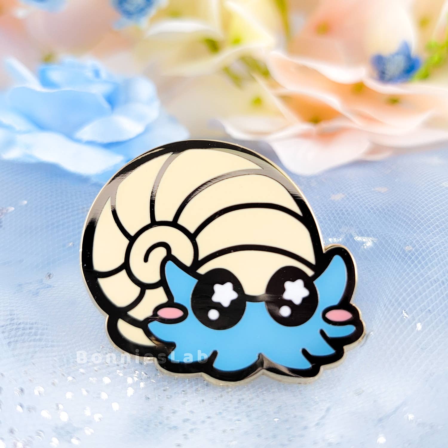 Bonnies Lab - Wholesale Lapel Pin/Button - Omanyte Enamel Pin0