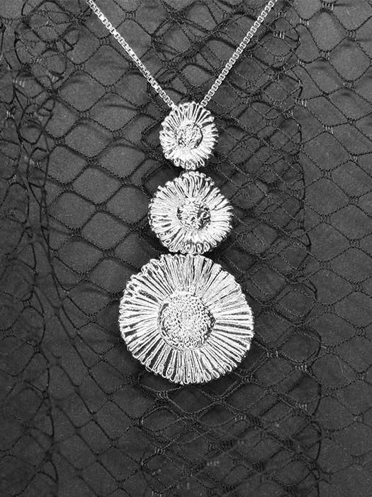 DAISY PENDANT PE 102 for wholesale by Oggidonna