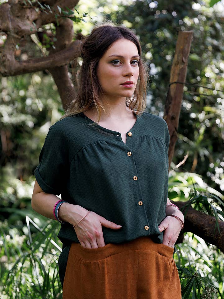 Sewing pattern - Catherinette blouse/top for wholesale by COUSETTE