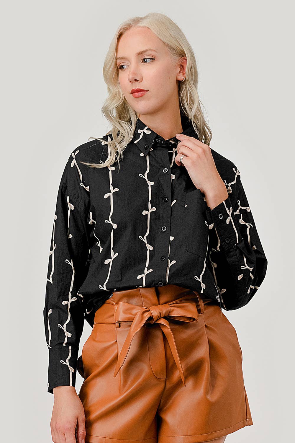 GeeGee x Lovelo - Wholesale Button Down Shirt - Women's - Ribbon Stripe Pattern Button-Up Shirt, OT5091815