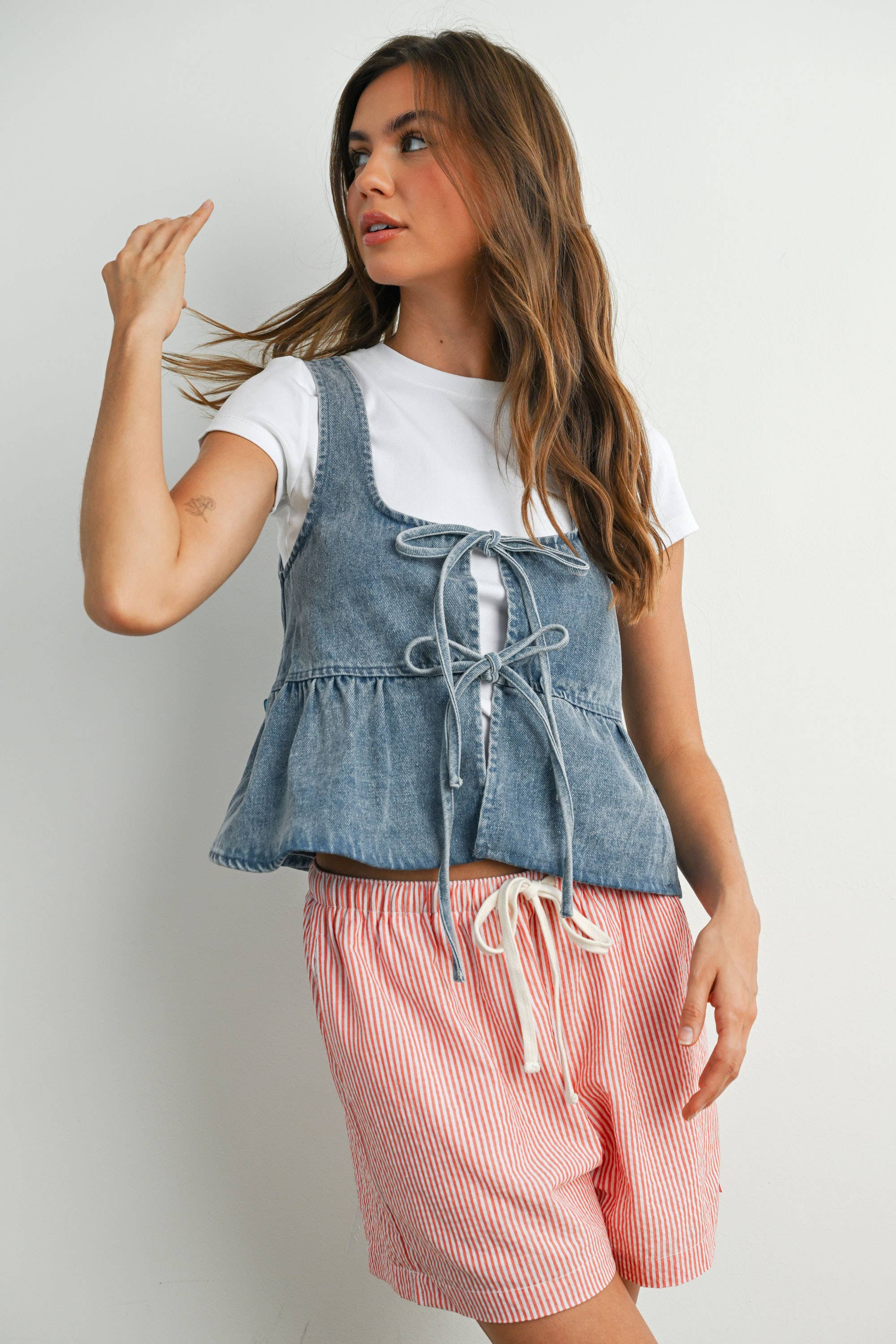 BUTTERMELON - Wholesale Camisole - Women's - Ruffled Hem Tie-Front Tank Top - BMT77447