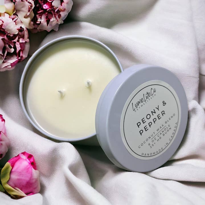 Peony & Pepper, vela de lata de 8 oz para venta al por mayor de Lymeliteco